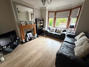 Lounge- click for photo gallery